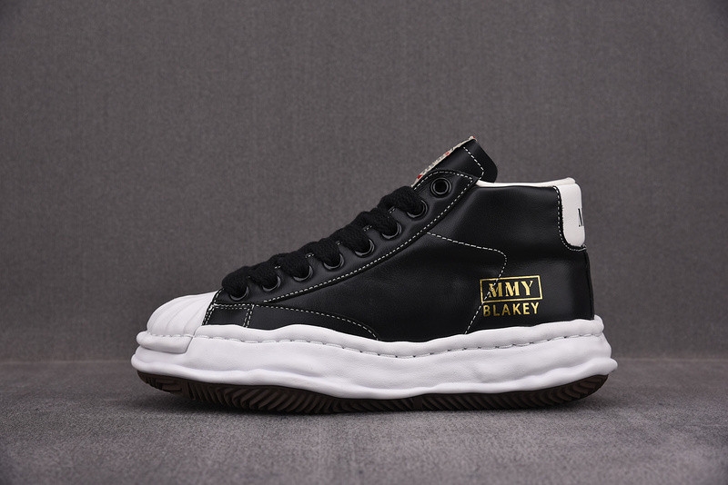 MAISON MIHARA SNEAKERS