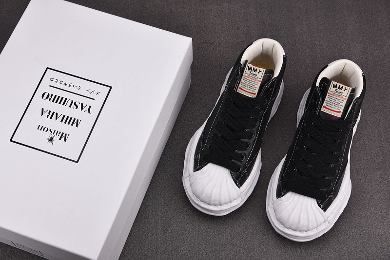MAISON MIHARA SNEAKERS