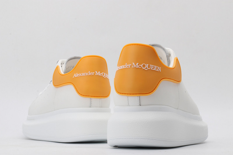 ALEXANDER MCQUEEN SNEAKER