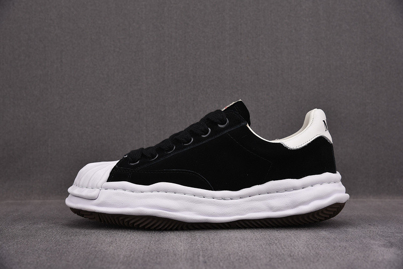 MAISON MIHARA SNEAKERS