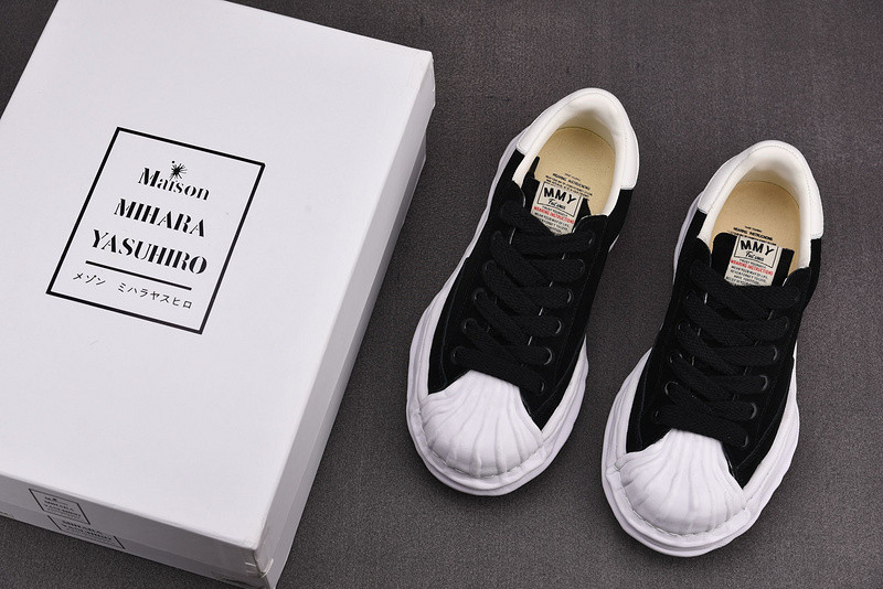 MAISON MIHARA SNEAKERS