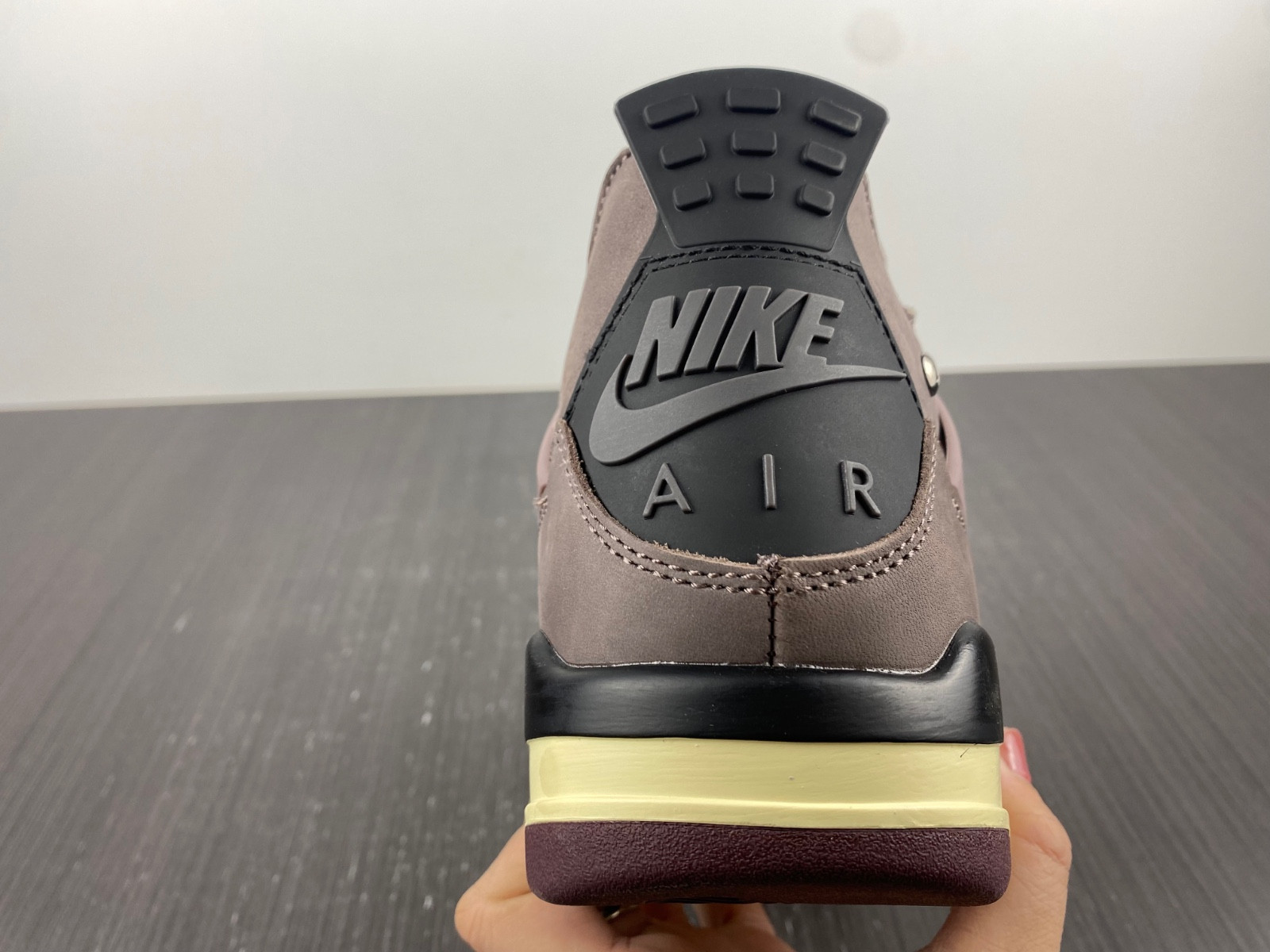 Jordan 4 Retro A Ma Maniére Violet Ore DV6773-220