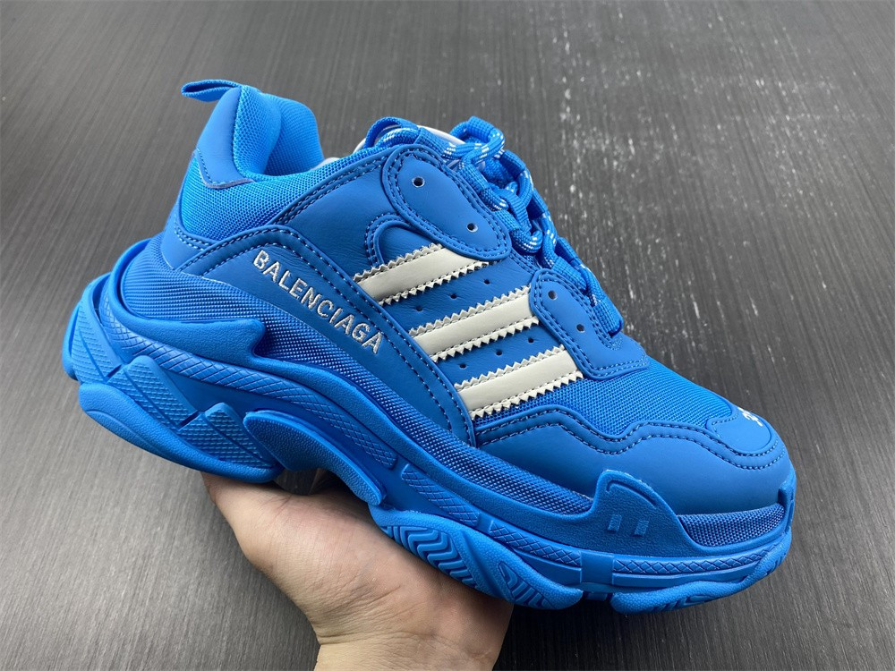 Ba*len*cia*ga triple s 71020 w2rb6 0203