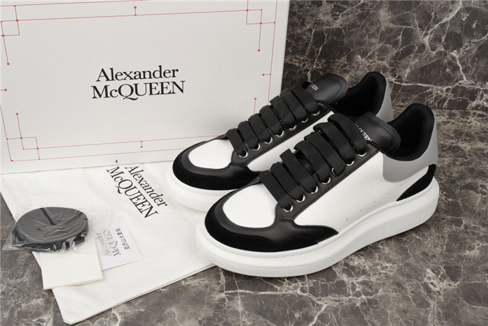 ALEXANDER MCQUEEN SNEAKER