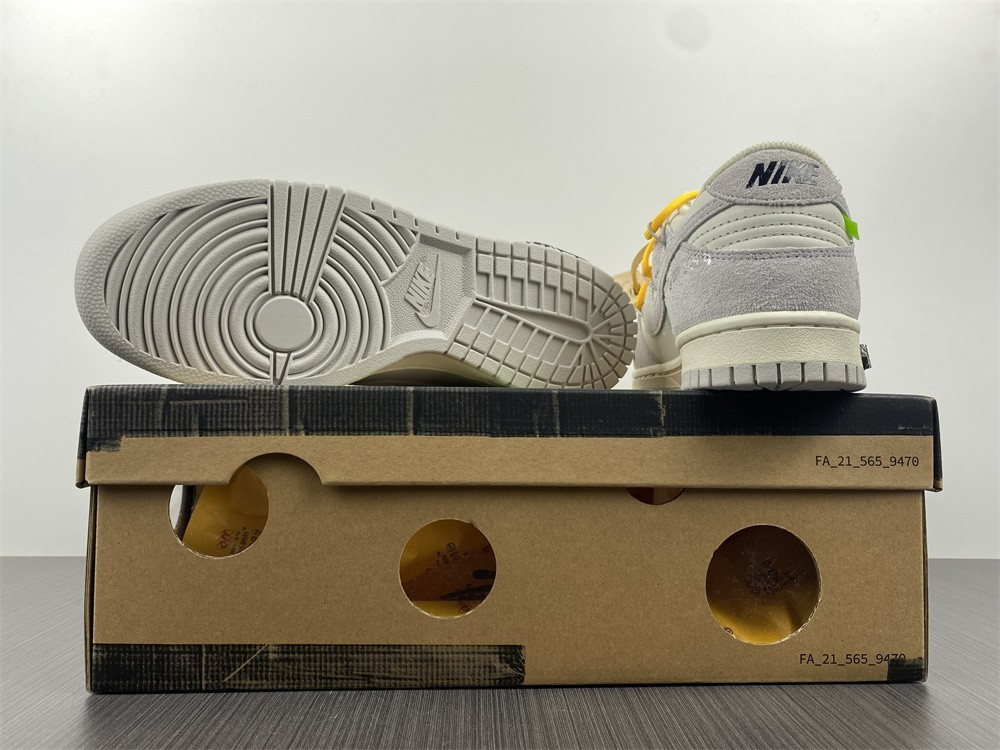 NIKE DUNK LOW OW LOT 39 OF 50 DJ0950-109