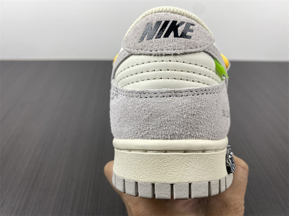 NIKE DUNK LOW OW LOT 39 OF 50 DJ0950-109
