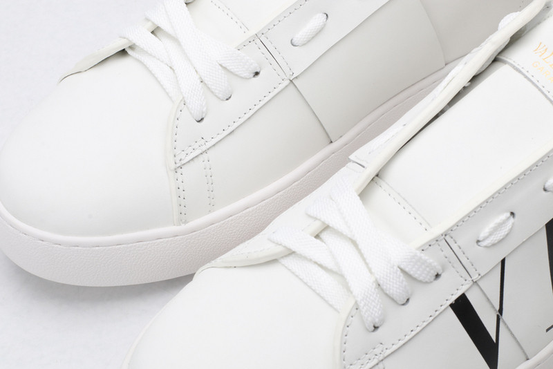 V*LENTINO SNEAKER