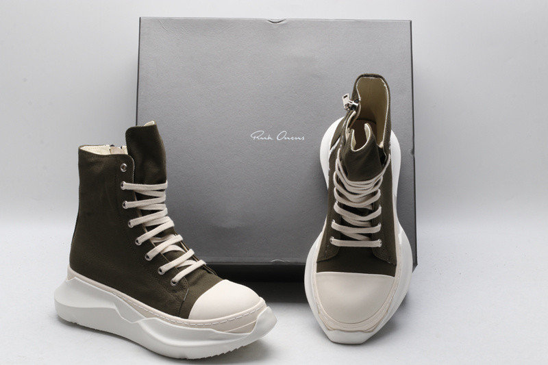 RICK 0WENS SNEAKERS