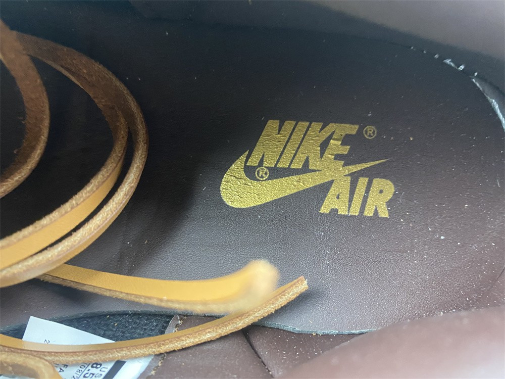 AIR JORDAN 1 LOW SNEAKERS