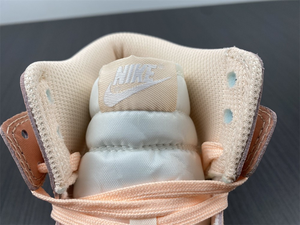 DUNK HIGH