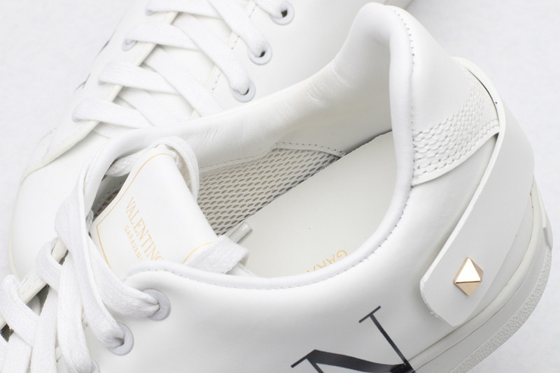 V*LENTINO SNEAKER