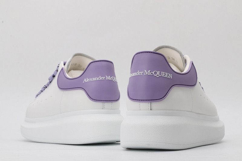 ALEXANDER MCQUEEN SNEAKER