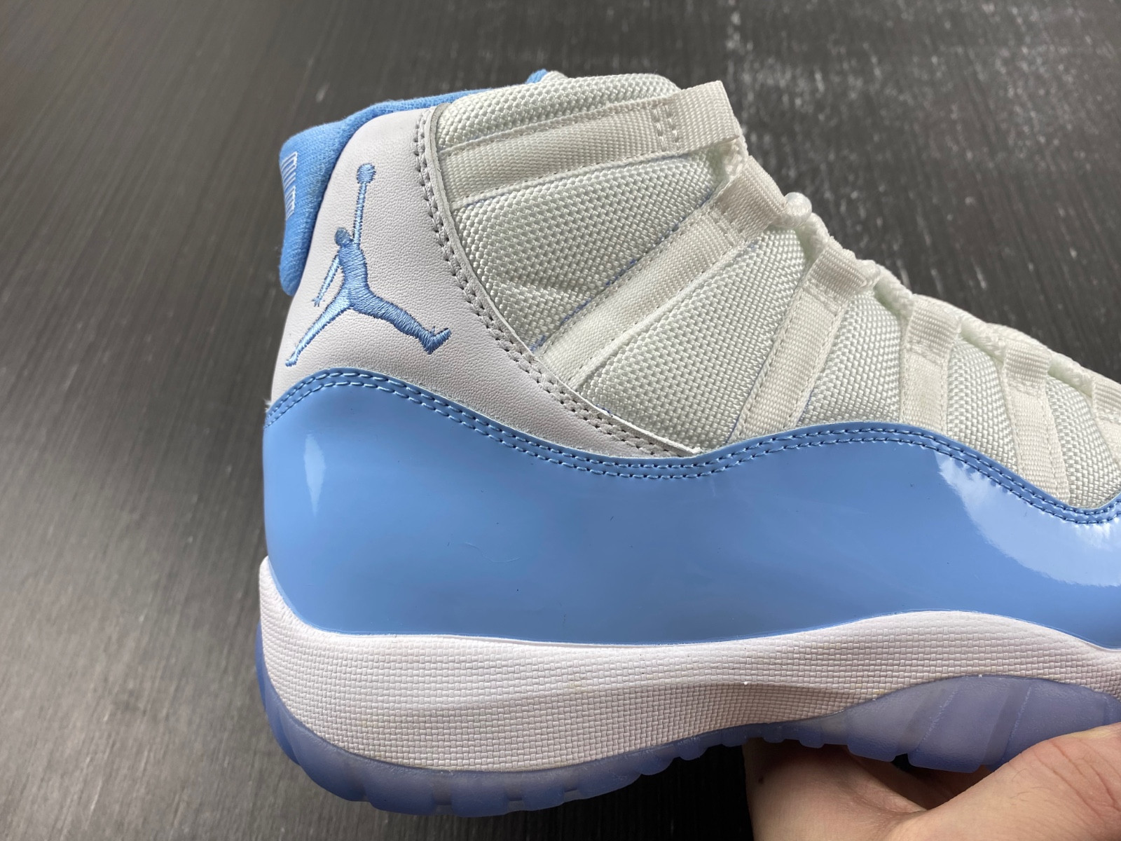 Air Jordan 11 WMNS CT8012-141