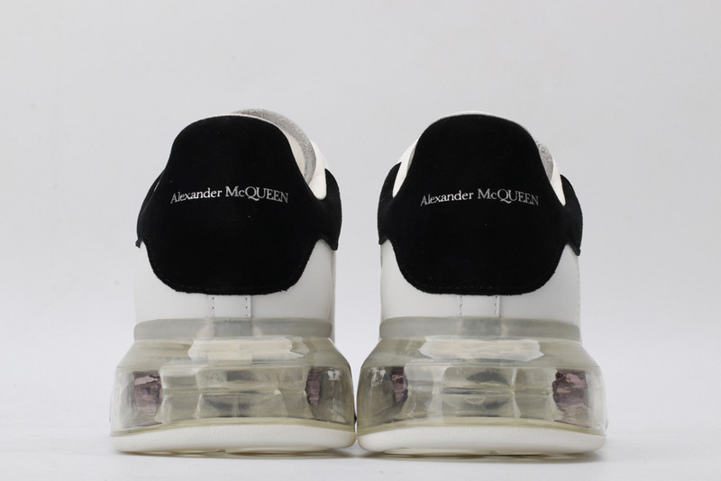 ALEXANDER MCQUEEN SNEAKER