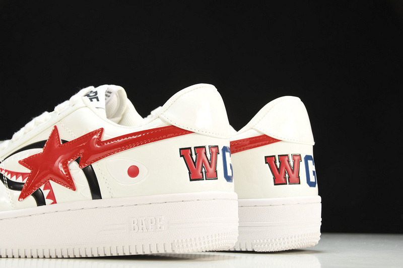 BAPE SNEAKERS