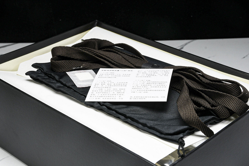AMIRI SNEAKERS
