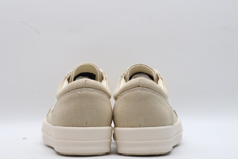 RICK 0WENS SNEAKERS