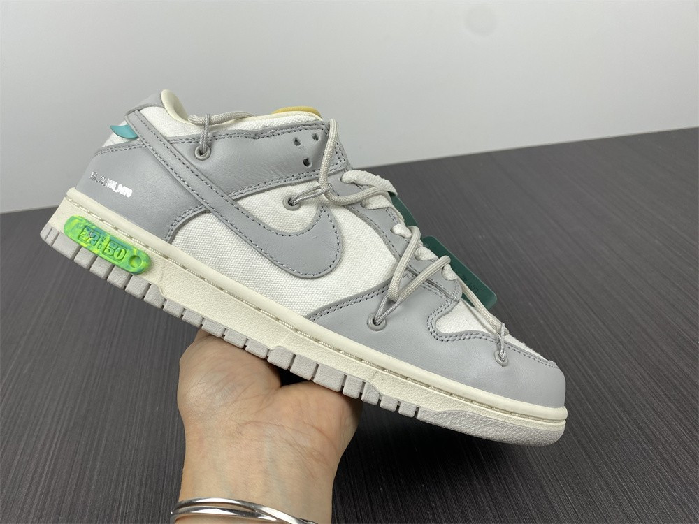 NIKE DUNK LOW OW LOT 42 OF 50 DM1602-117