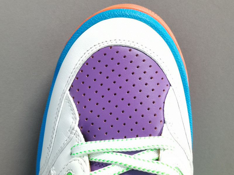 G*u*i sneakers
