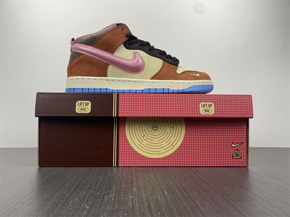 Social Status x Dunk Mid 