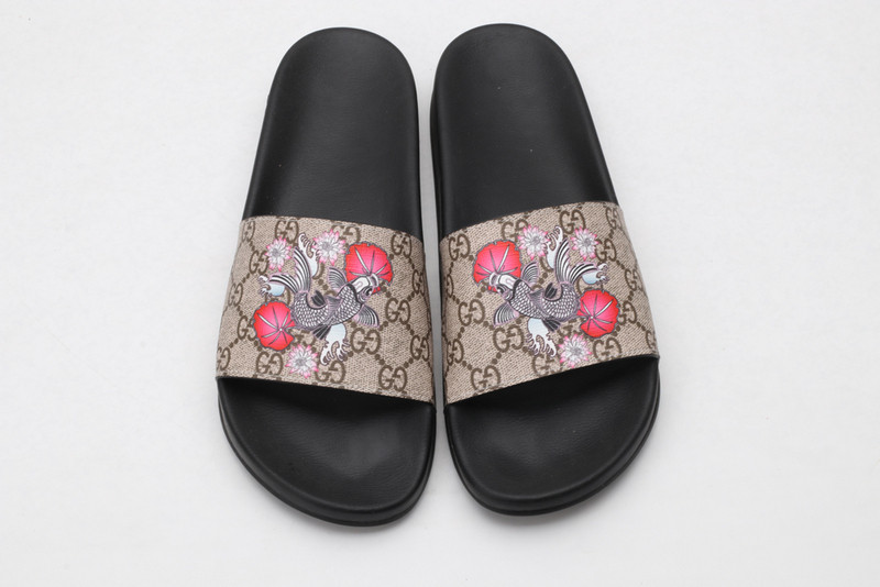 GUC LEATHER SLIDE
