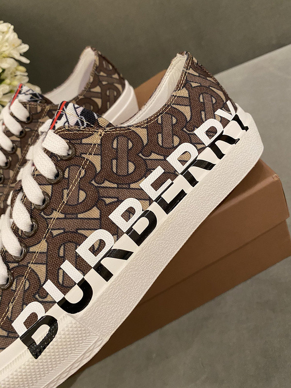 BUR SNEAKER