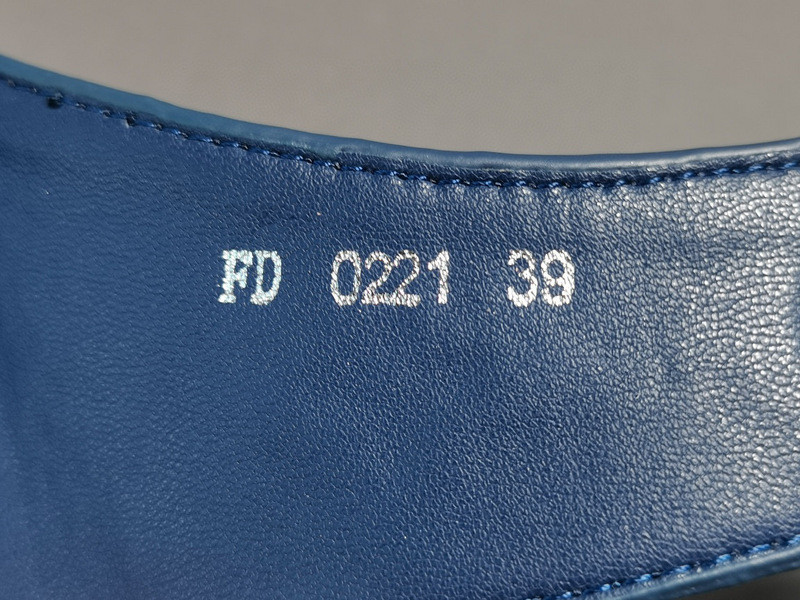LOU1_TON SLIPPERS