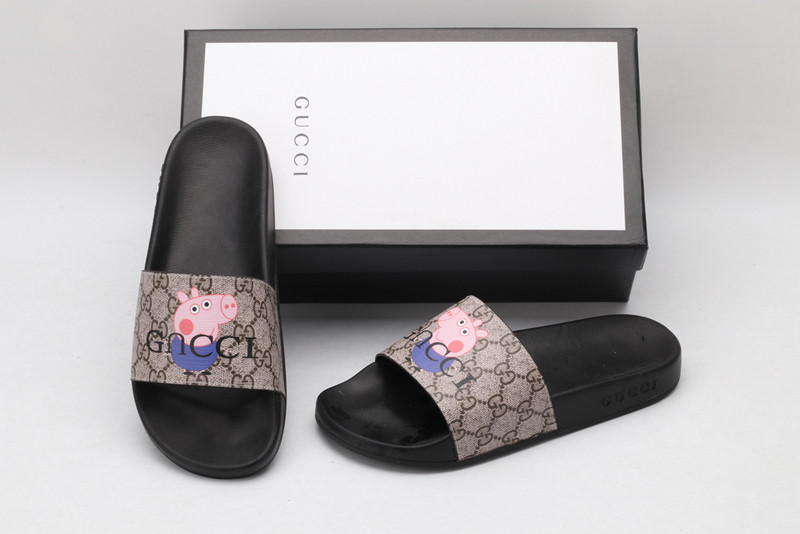 GUC LEATHER SLIDE