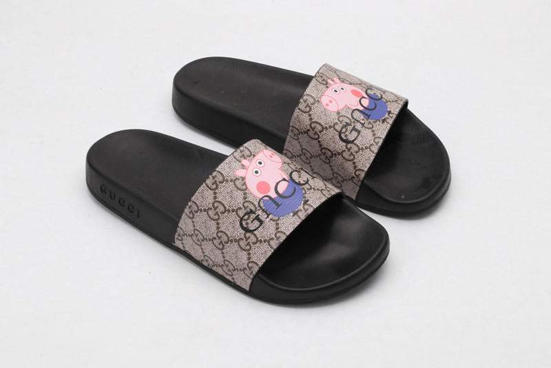 GUC LEATHER SLIDE
