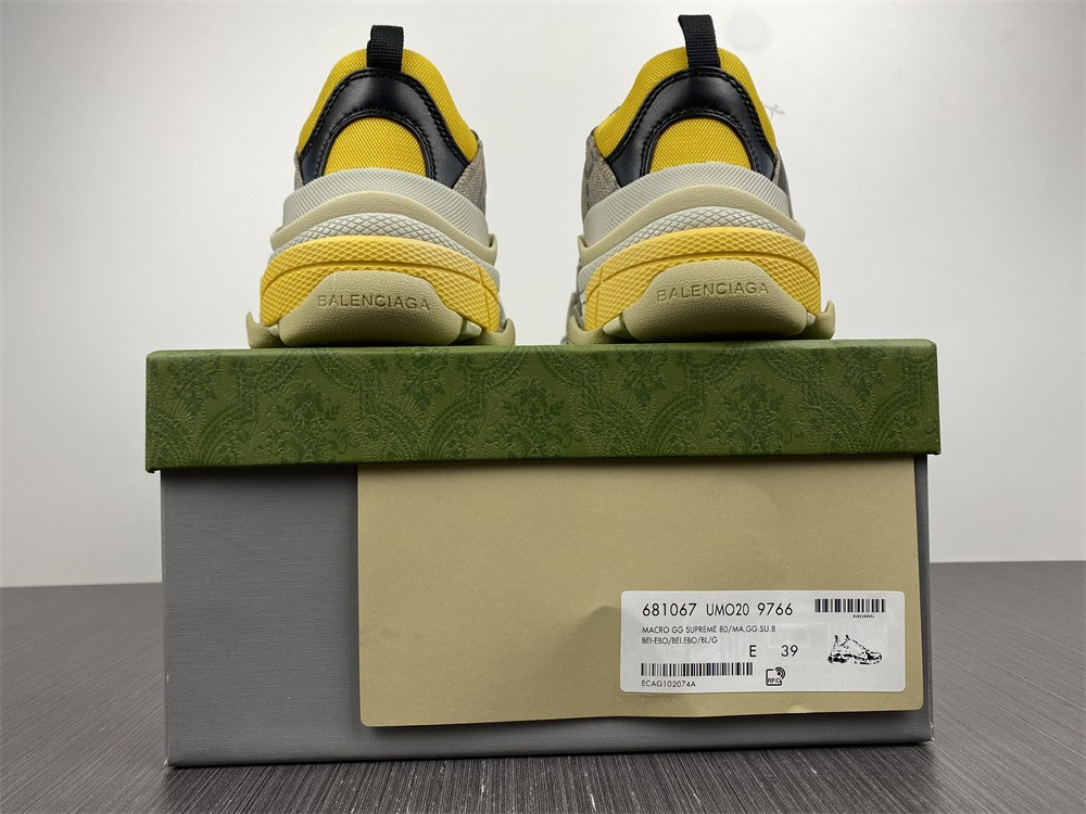 Ba*len*cia*ga triple s 683067 umo20 9766