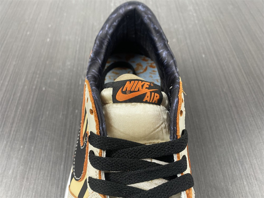 JORDAN 1 LOW OG YEAR OF THE TIGER DH6932-100