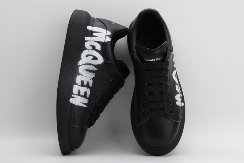 ALEXANDER MCQUEEN SNEAKER