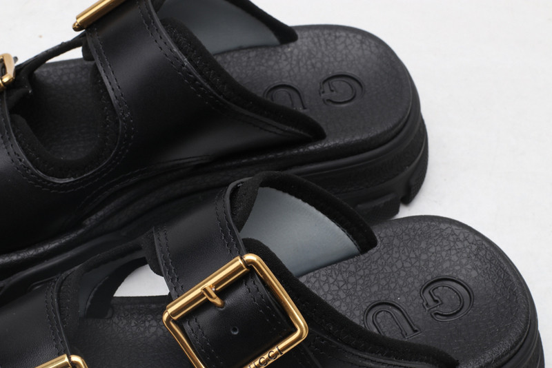 GUC LEATHER SLIDE
