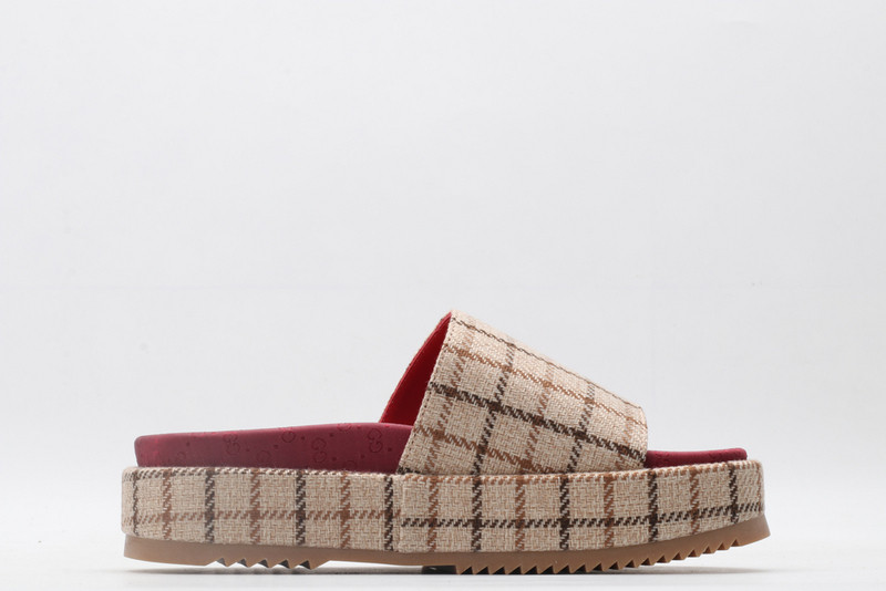 GUC LEATHER SLIDE