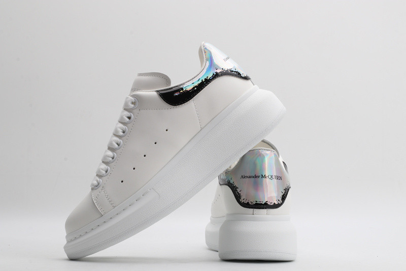 ALEXANDER MCQUEEN SNEAKER