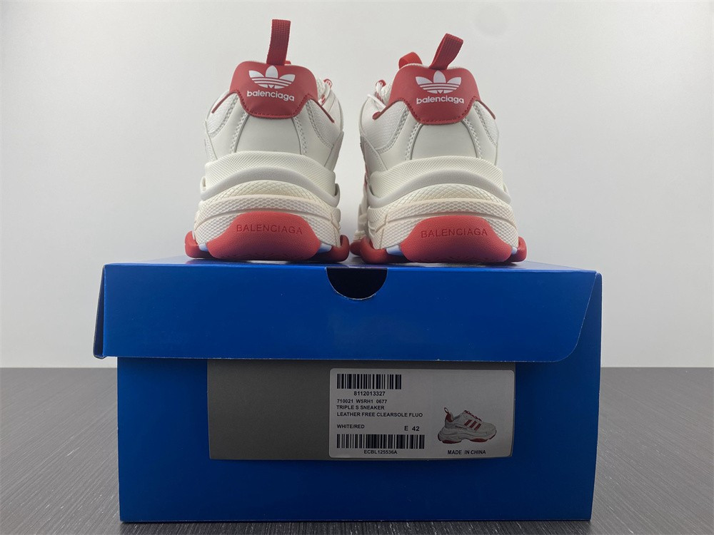Ba*len*cia*ga triple s 71021 w5rh1 0677