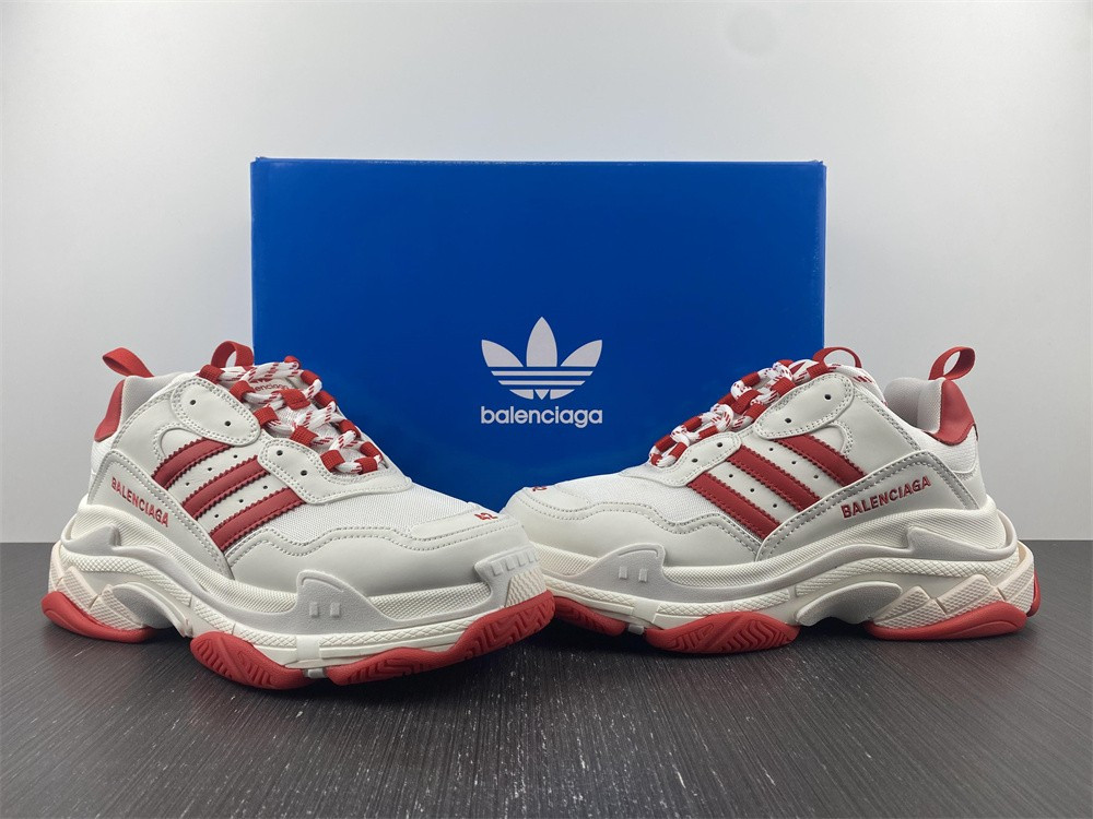 Ba*len*cia*ga triple s 71021 w5rh1 0677