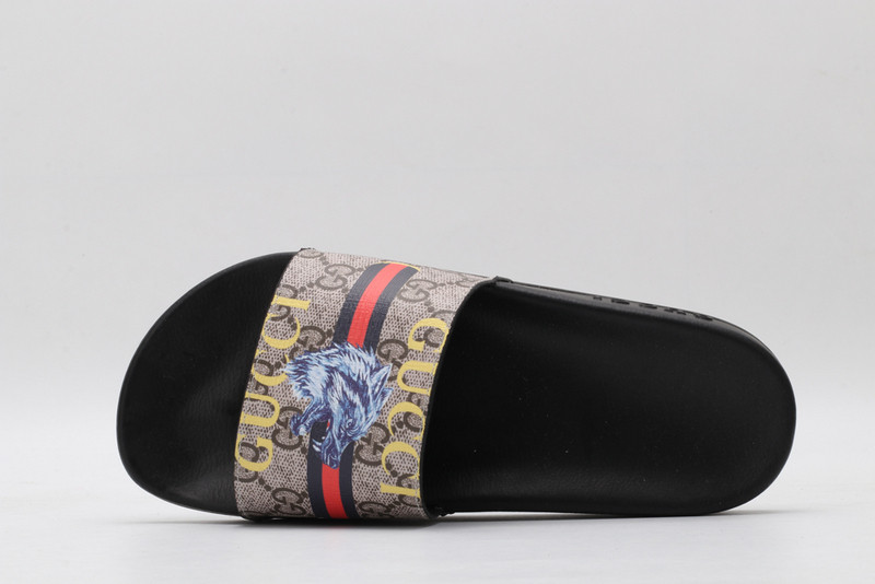 GUC LEATHER SLIDE
