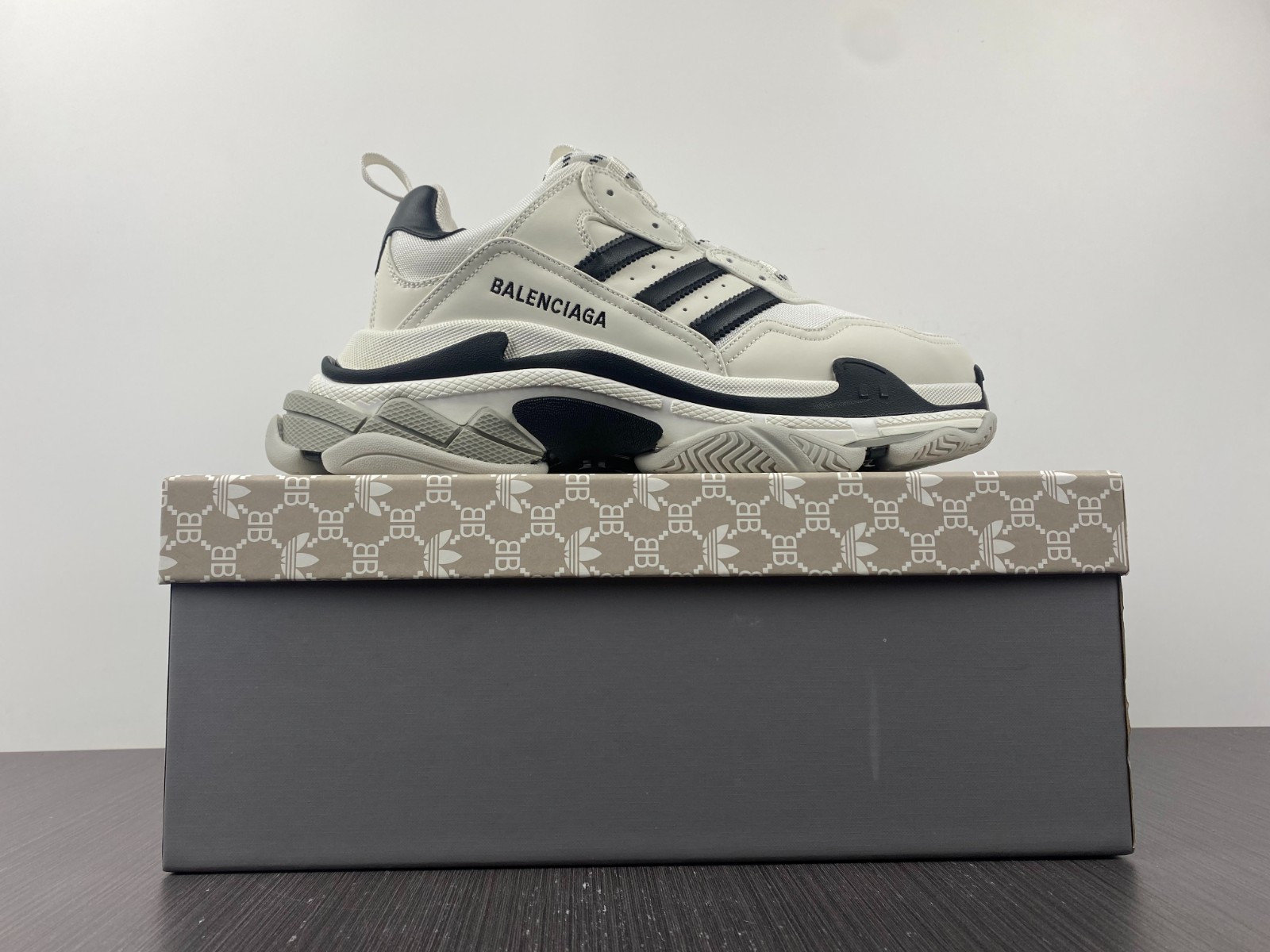 Ba*len*cia*ga triple s 7180021 w3rn2 9016