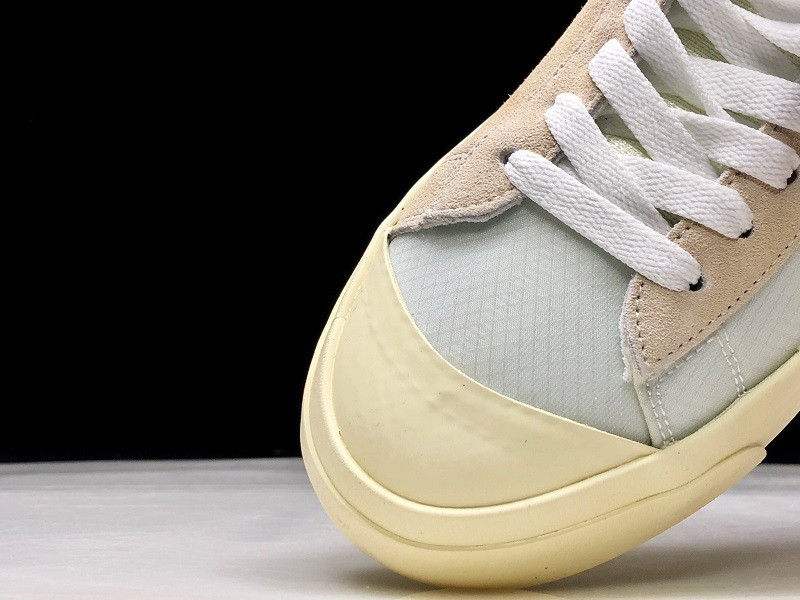 OW X BLAZER MID 