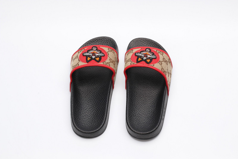 GUC LEATHER SLIDE