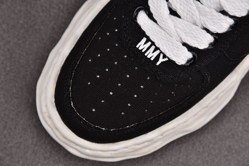 MAISON MIHARA SNEAKERS