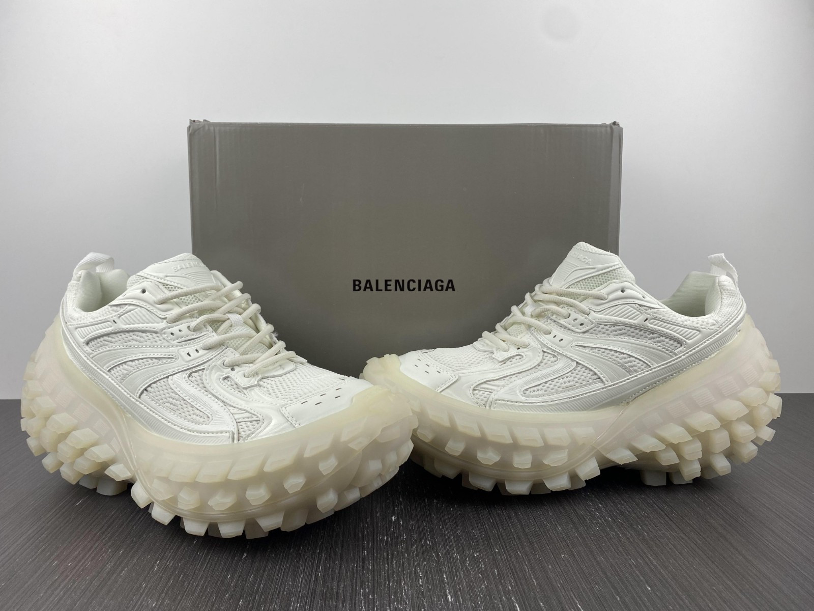 Ba*len*cia*ga bouncer chunky-sole sneakers