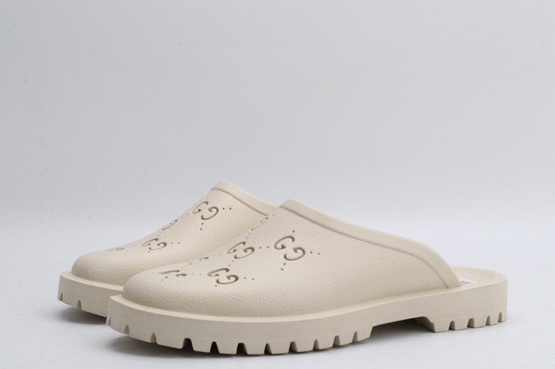 GUC LEATHER SLIDE