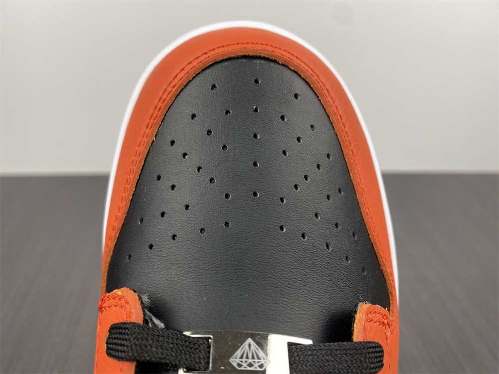 NBA x Dunk Low EMB 