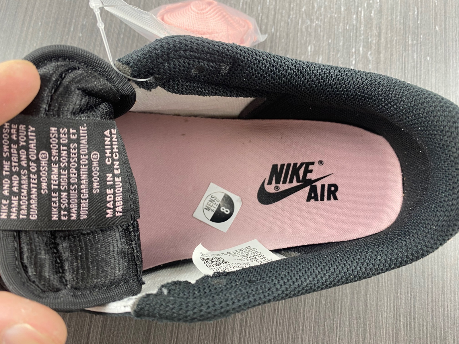 Jordan 1 Low OG Bleached Coral CZ0790-061