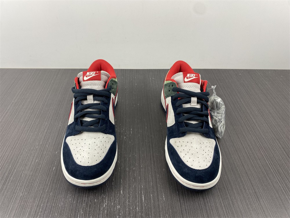 Otomo Katsuhiro x Nike SB Dunk Low “Steamboy OST” Skate Shoes LF0039-004