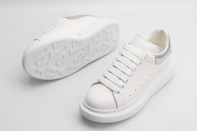 ALEXANDER MCQUEEN SNEAKER