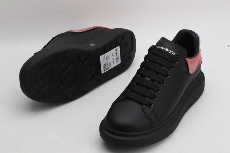 ALEXANDER MCQUEEN SNEAKER