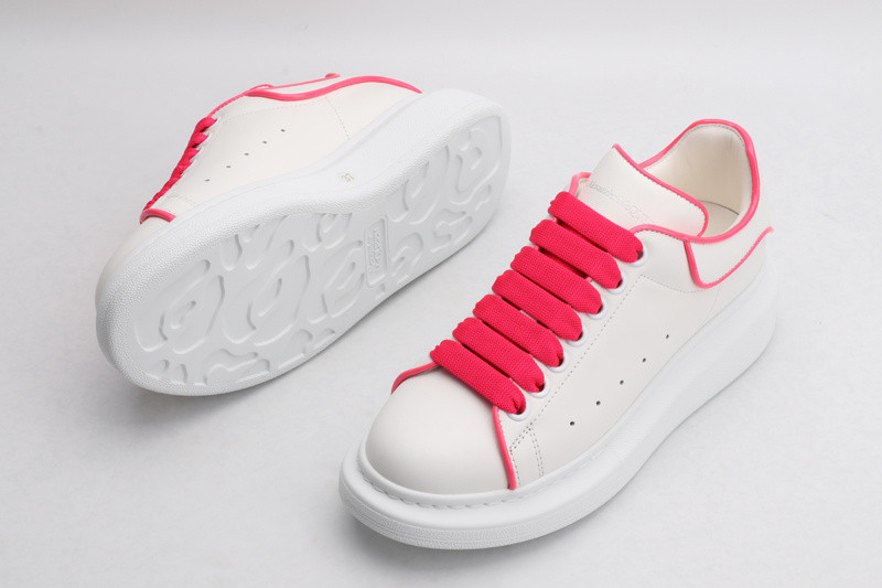 ALEXANDER MCQUEEN SNEAKER